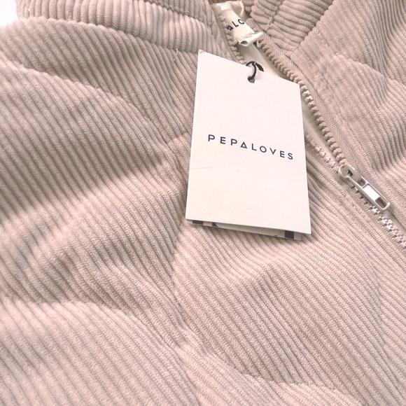 NWT Cream Corduroy Puffer Vest - Picture 3 of 3